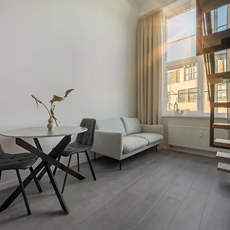 Pinky Loft In Centre Self Check-in No 3