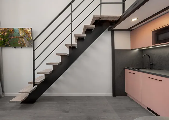 Pinky Loft In Centre Self Check-in No 3 Апартаменти